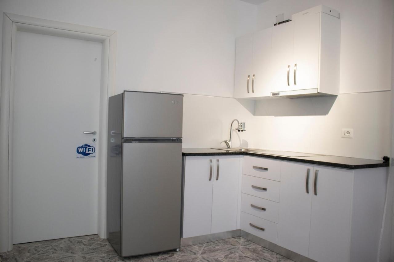 Vila Shehaj Luxury Apartment Vlorë Екстериор снимка