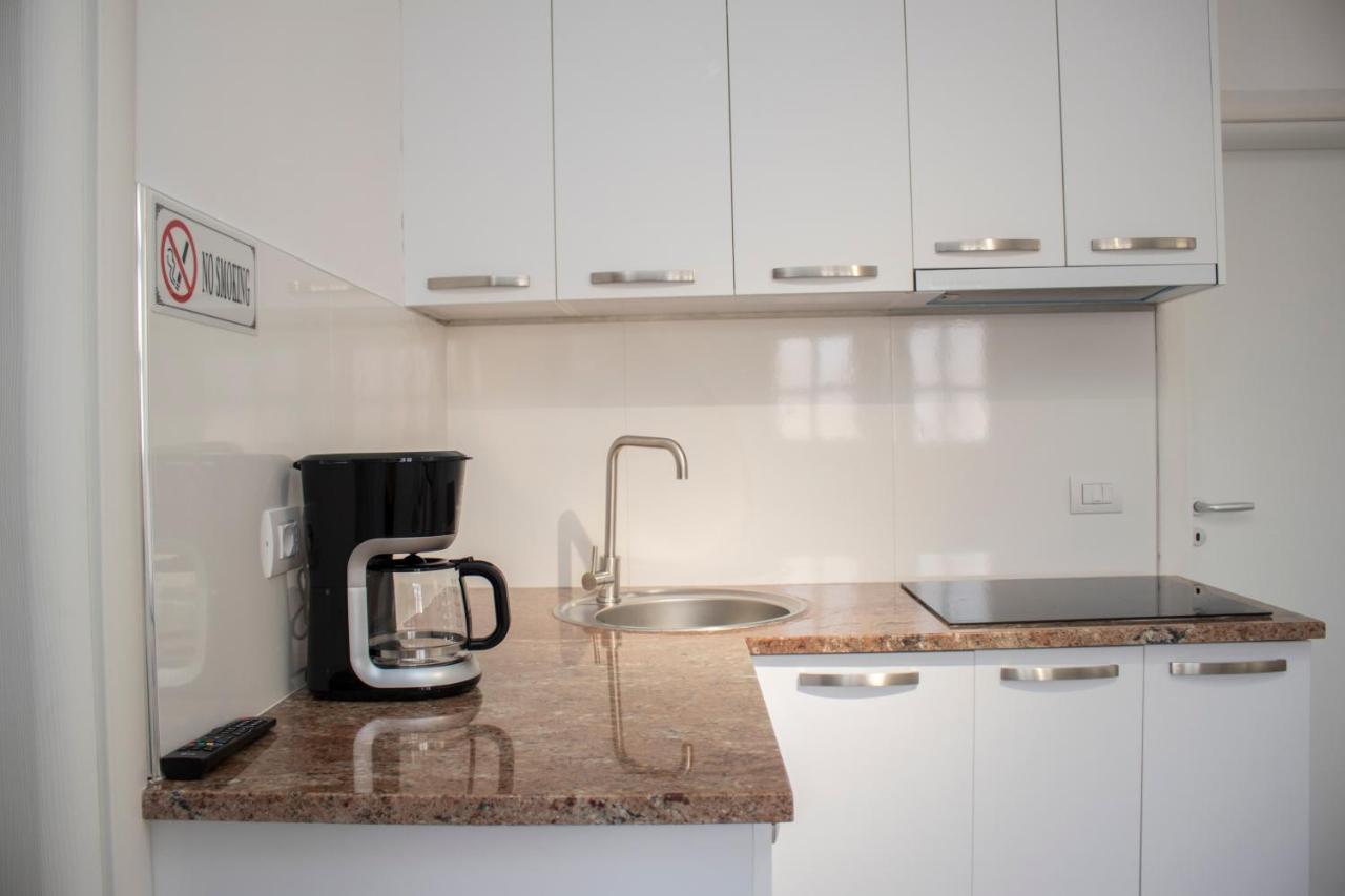 Vila Shehaj Luxury Apartment Vlorë Екстериор снимка