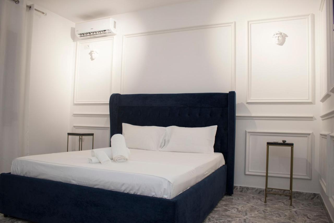 Vila Shehaj Luxury Apartment Vlorë Екстериор снимка