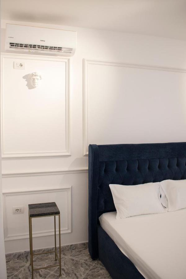 Vila Shehaj Luxury Apartment Vlorë Екстериор снимка